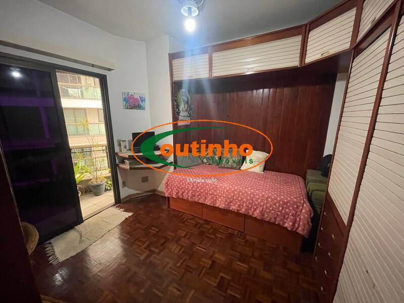 Apartamento à venda com 3 quartos, 155m² - Foto 7