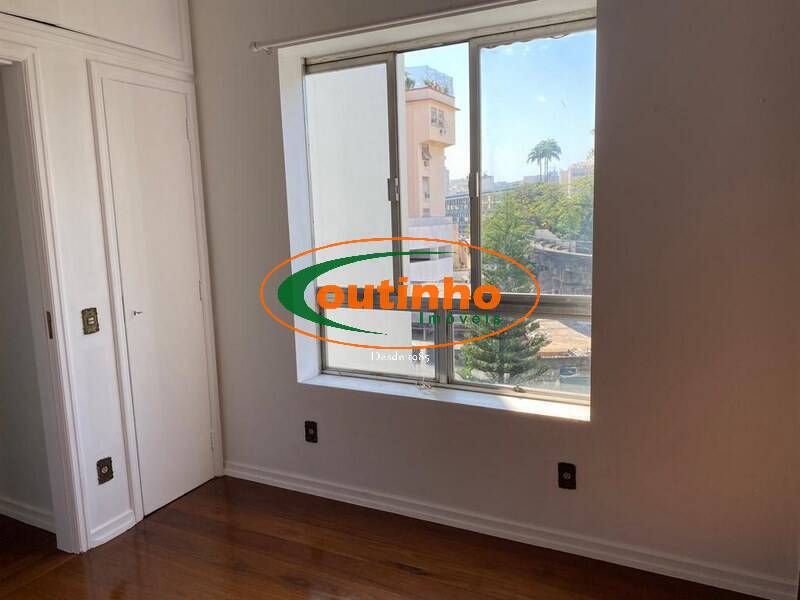 Apartamento à venda com 4 quartos, 149m² - Foto 5