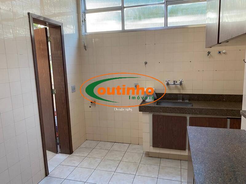 Apartamento à venda com 4 quartos, 149m² - Foto 12