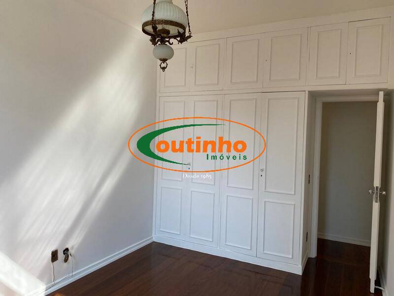 Apartamento à venda com 4 quartos, 149m² - Foto 25