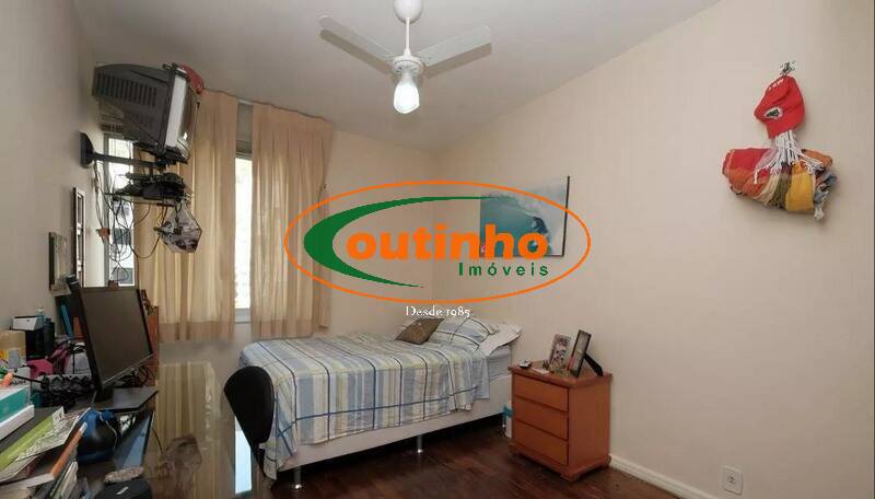 Apartamento à venda com 4 quartos, 140m² - Foto 14