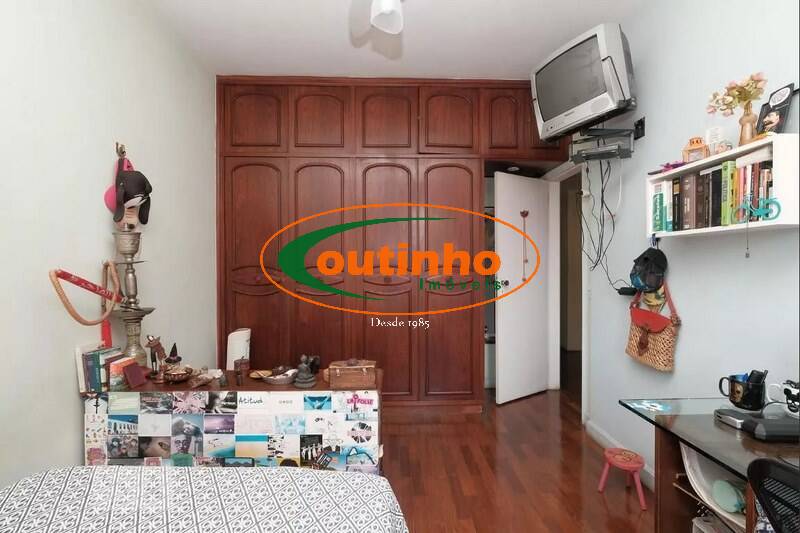 Apartamento à venda com 4 quartos, 140m² - Foto 23