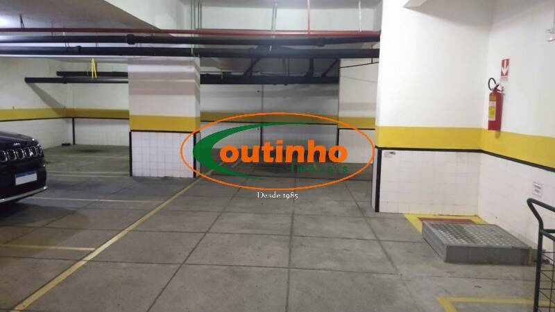 Apartamento à venda com 4 quartos, 140m² - Foto 57