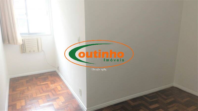 Apartamento à venda com 2 quartos, 60m² - Foto 13