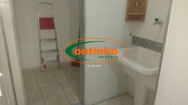 Apartamento à venda com 2 quartos, 60m² - Foto 30