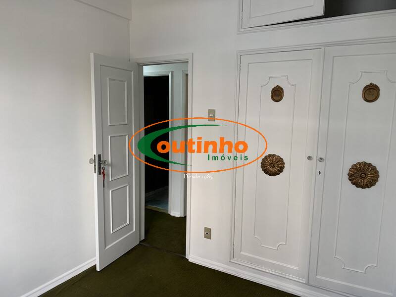 Apartamento à venda com 3 quartos, 113m² - Foto 8