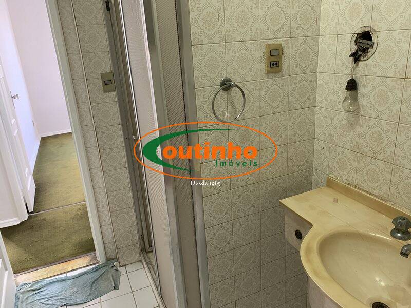 Apartamento à venda com 3 quartos, 113m² - Foto 13