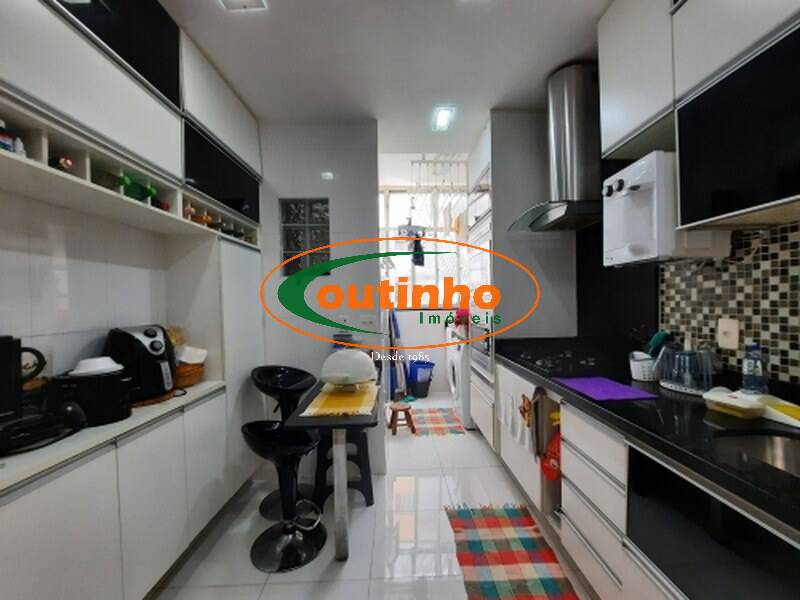 Apartamento à venda com 2 quartos, 68m² - Foto 20