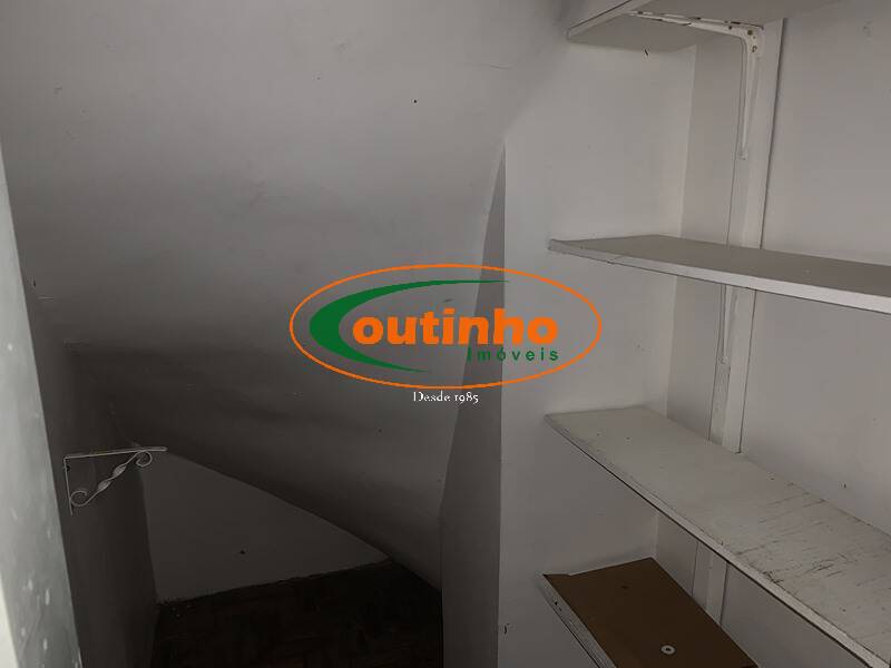 Casa à venda com 4 quartos, 176m² - Foto 6