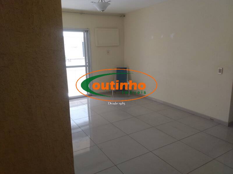 Apartamento à venda com 2 quartos, 96m² - Foto 3