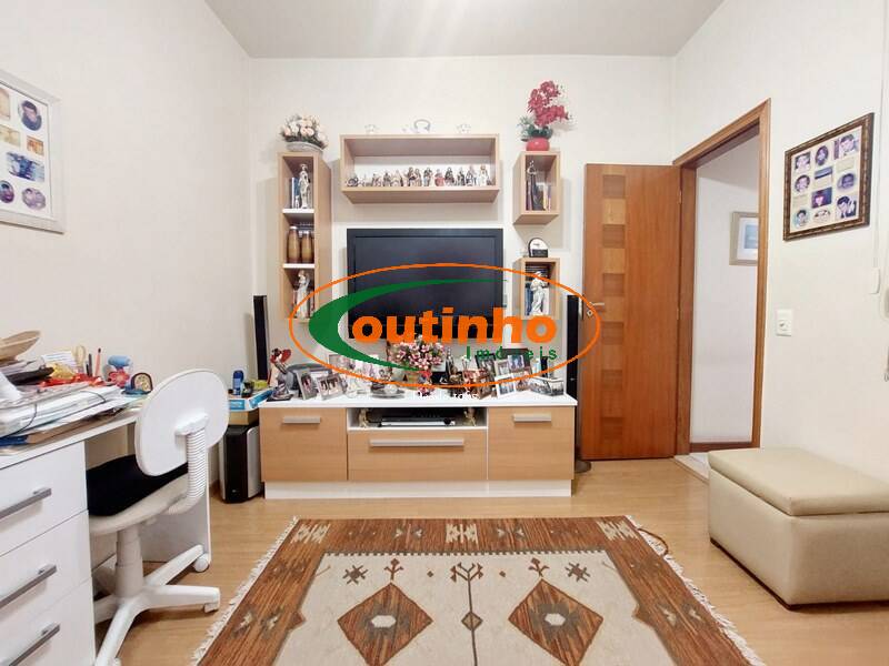 Apartamento à venda com 4 quartos, 180m² - Foto 26