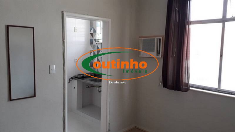 Apartamento à venda com 1 quarto, 24m² - Foto 28