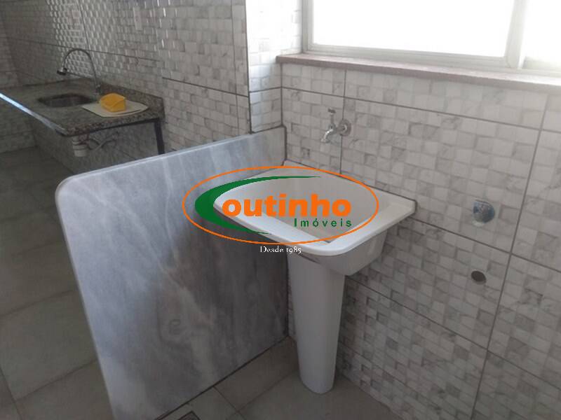 Apartamento à venda com 2 quartos, 74m² - Foto 17