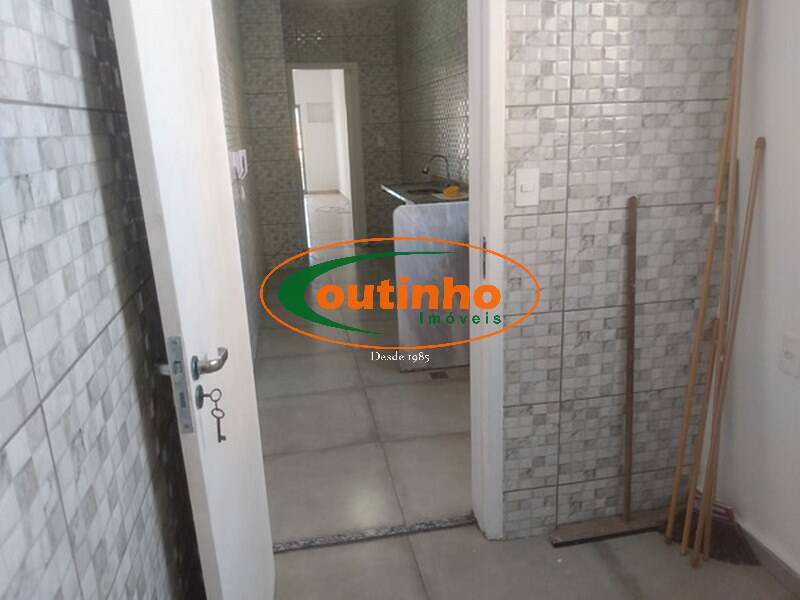 Apartamento à venda com 2 quartos, 74m² - Foto 22