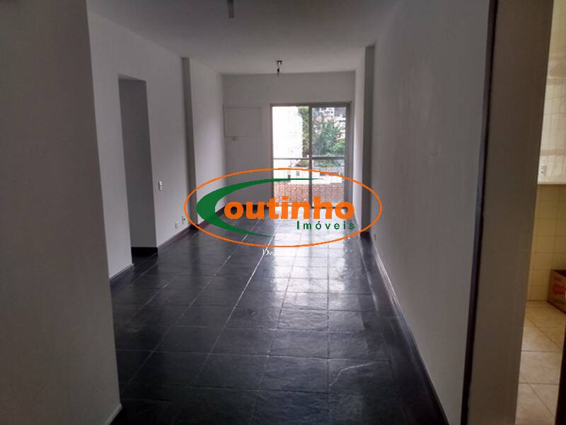 Apartamento à venda com 2 quartos, 74m² - Foto 3