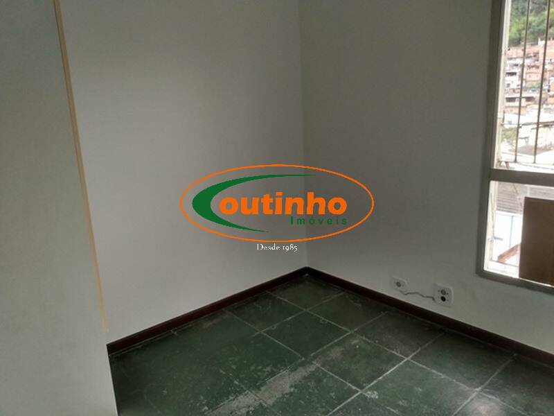 Apartamento à venda com 2 quartos, 74m² - Foto 11