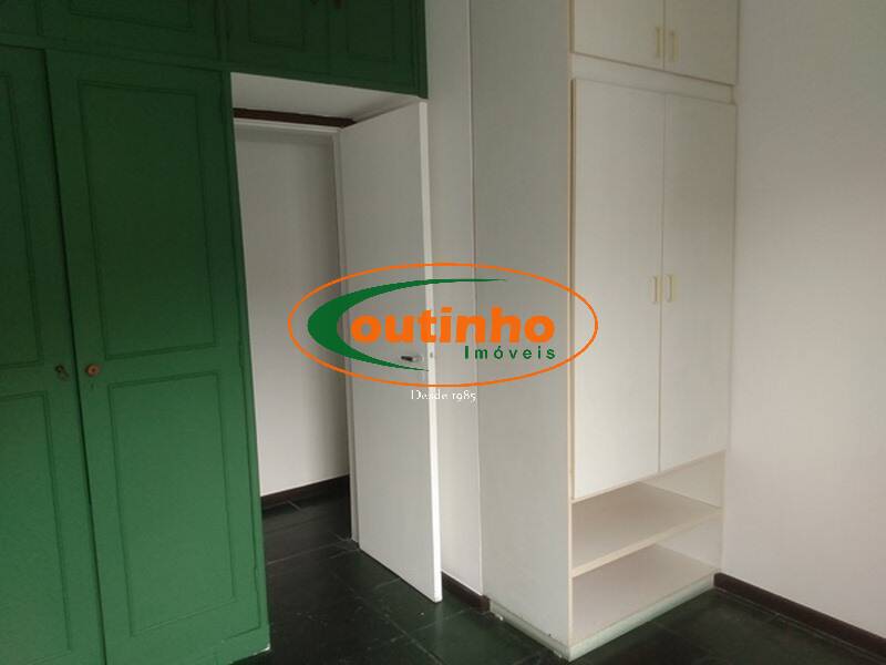 Apartamento à venda com 2 quartos, 74m² - Foto 12