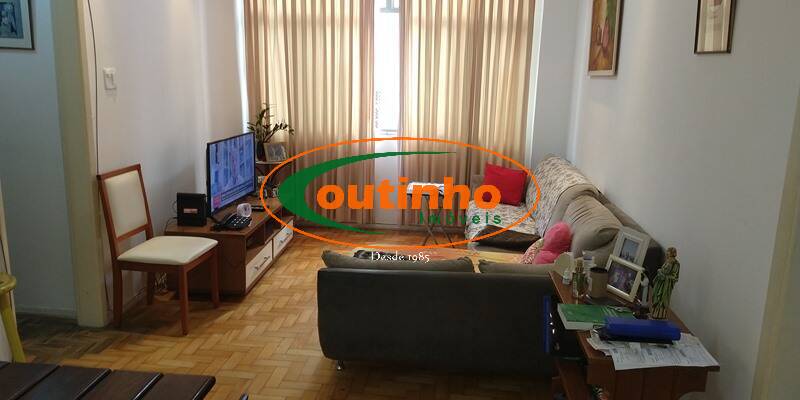 Apartamento à venda com 2 quartos, 70m² - Foto 1