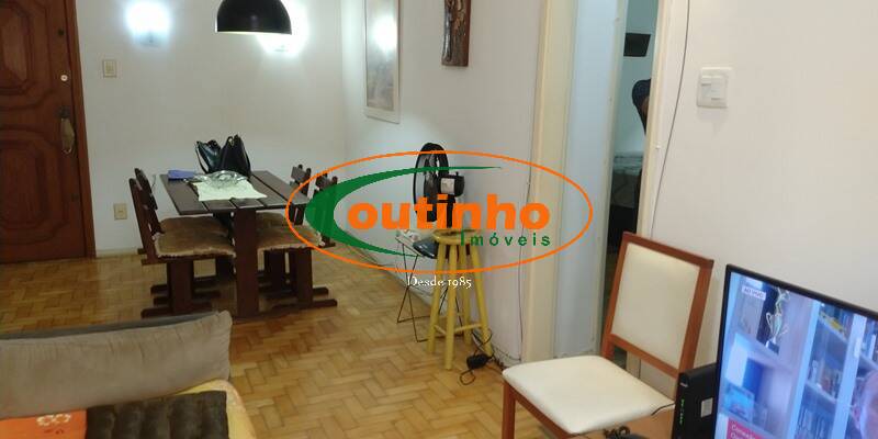 Apartamento à venda com 2 quartos, 70m² - Foto 4