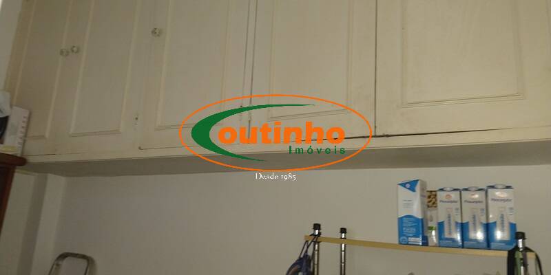 Apartamento à venda com 2 quartos, 70m² - Foto 37