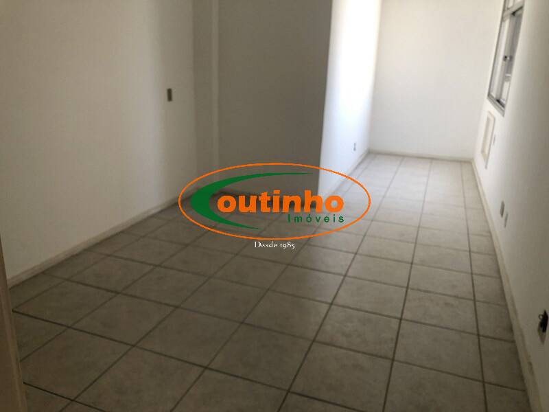 Apartamento à venda com 2 quartos, 65m² - Foto 1