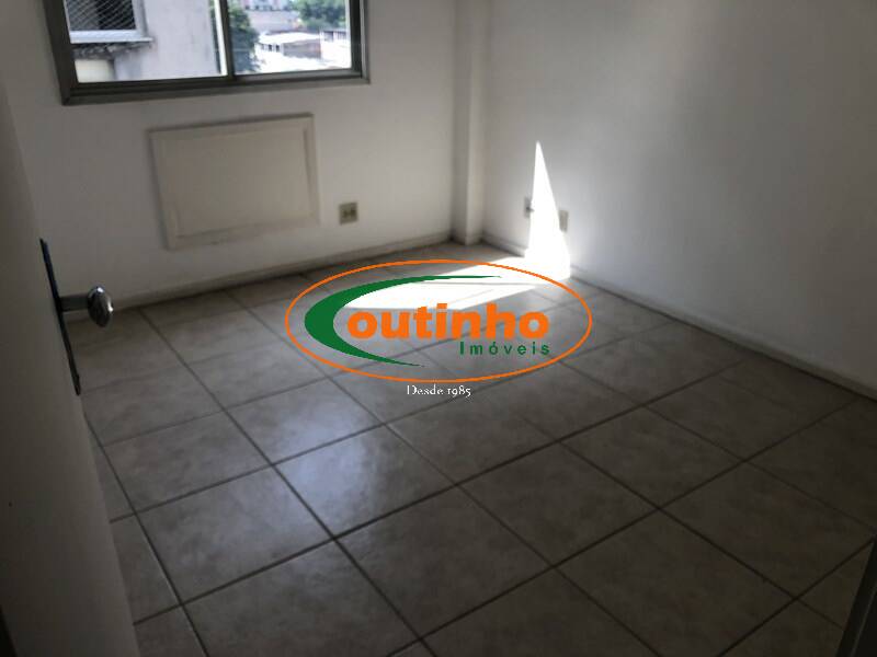 Apartamento à venda com 2 quartos, 65m² - Foto 4