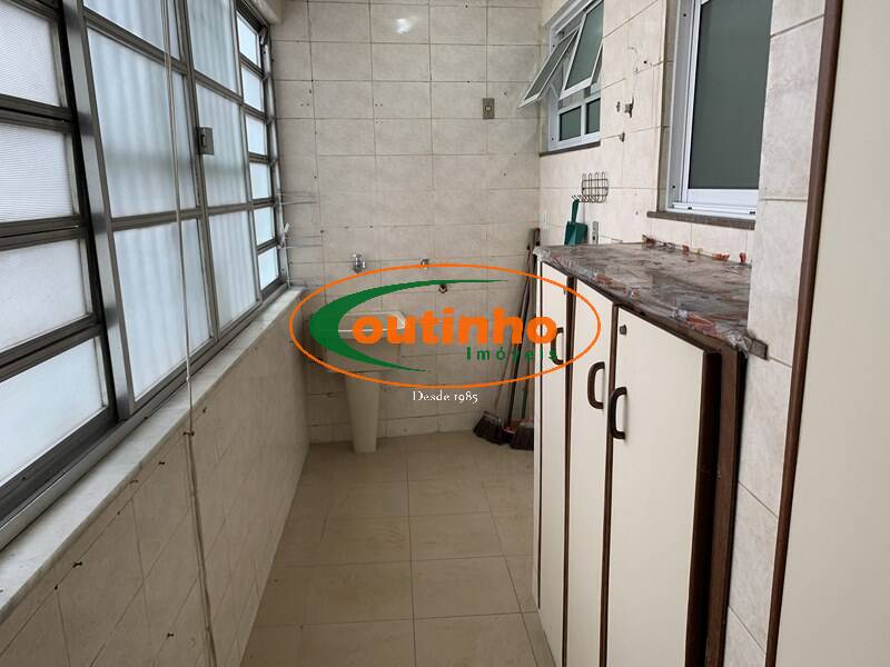 Apartamento à venda com 2 quartos, 104m² - Foto 22