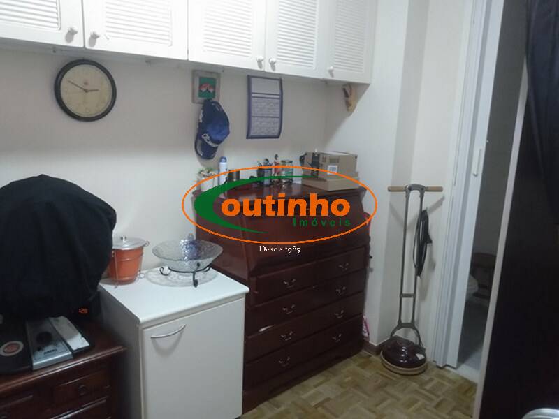 Apartamento à venda com 3 quartos, 140m² - Foto 26