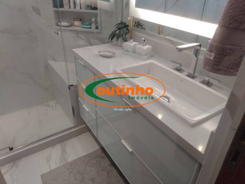 Apartamento à venda com 3 quartos, 140m² - Foto 17