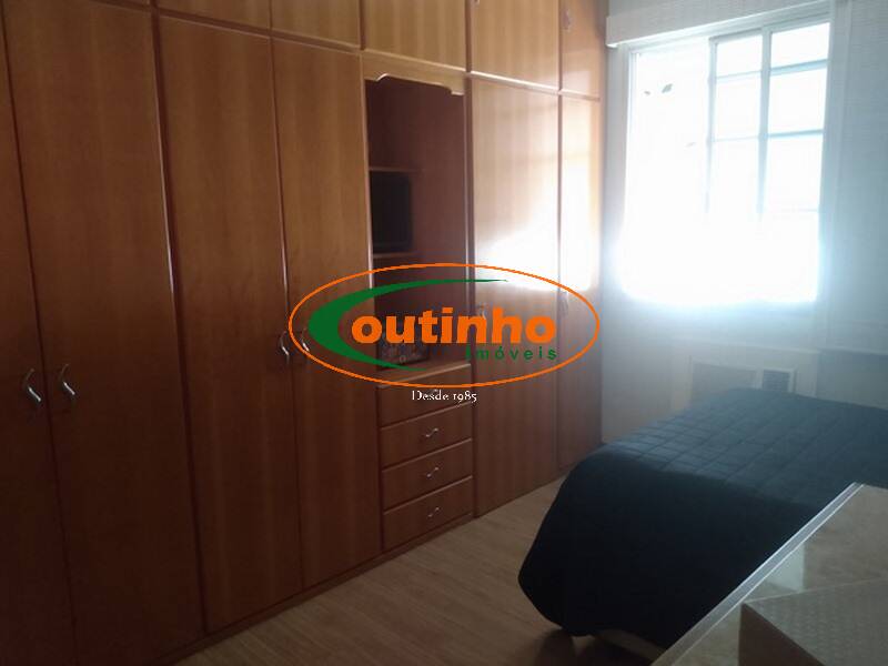 Apartamento à venda com 3 quartos, 140m² - Foto 12