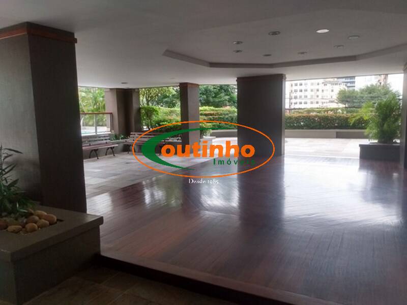 Apartamento à venda com 3 quartos, 140m² - Foto 27