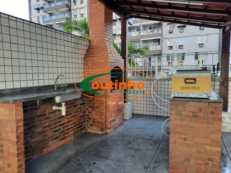 Apartamento à venda com 2 quartos, 67m² - Foto 27