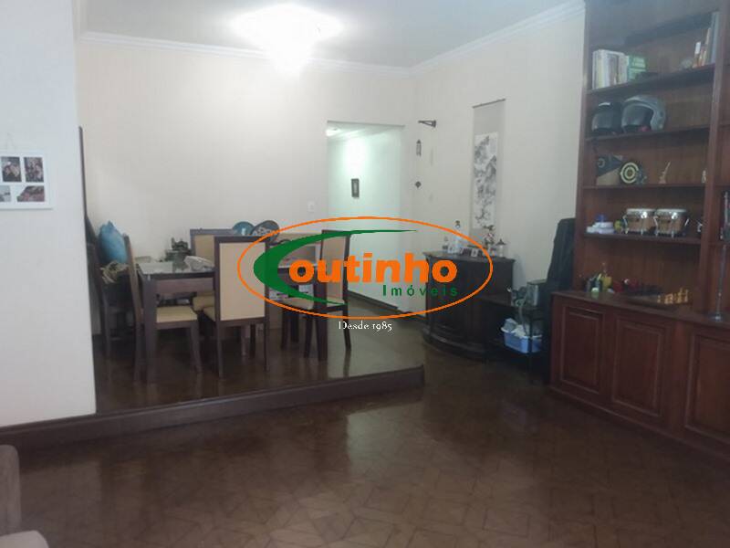 Apartamento à venda com 3 quartos, 120m² - Foto 4