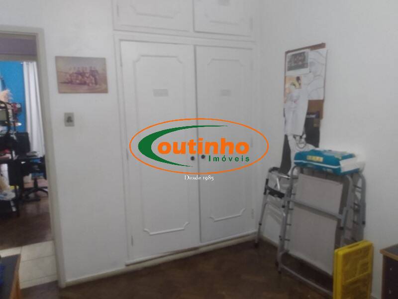 Apartamento à venda com 3 quartos, 120m² - Foto 22