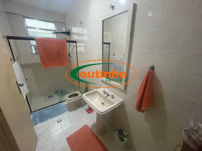 Apartamento à venda com 2 quartos, 62m² - Foto 9