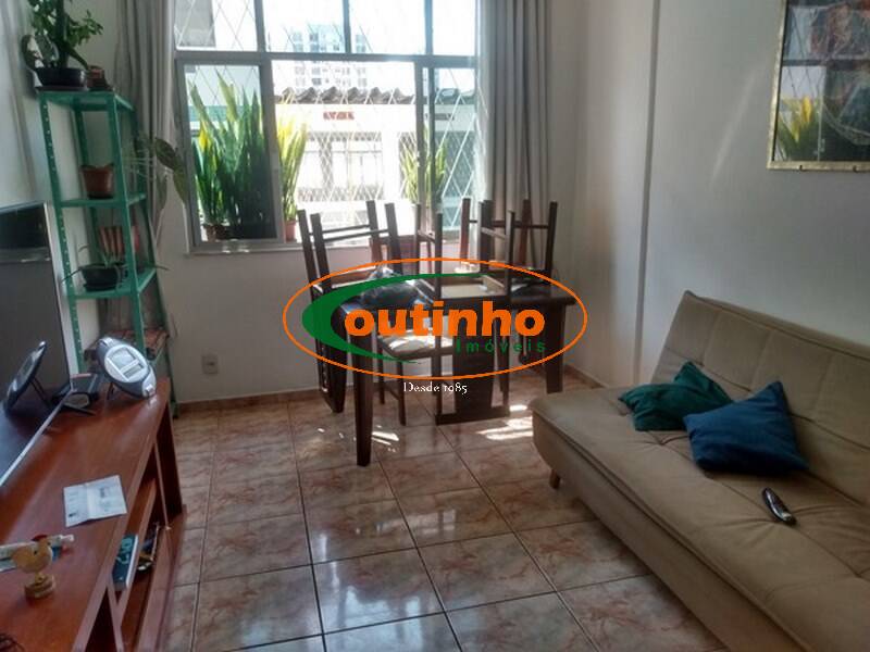 Apartamento à venda com 2 quartos, 76m² - Foto 2