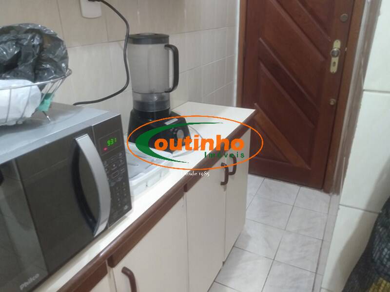 Apartamento à venda com 2 quartos, 76m² - Foto 5