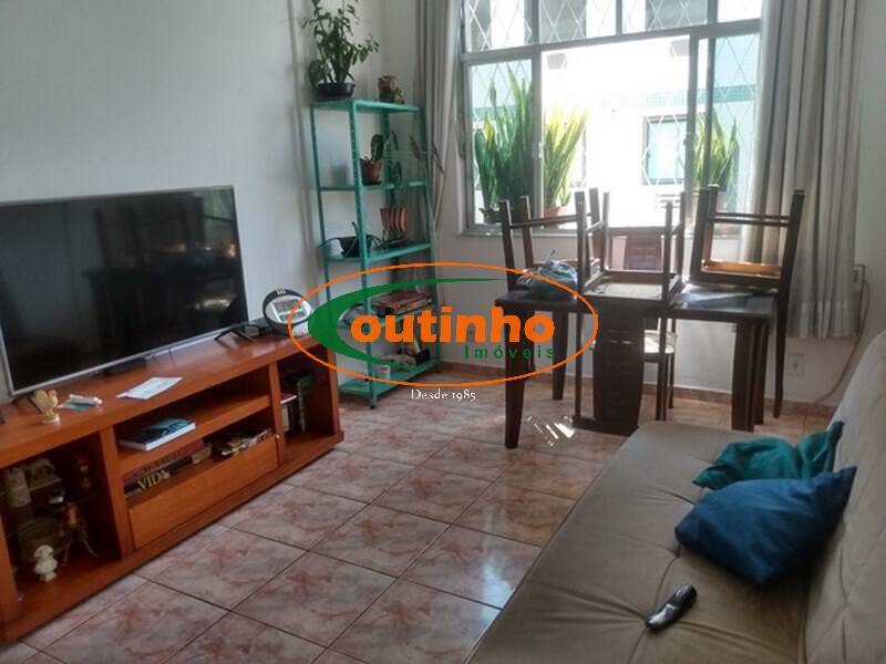 Apartamento à venda com 2 quartos, 76m² - Foto 1