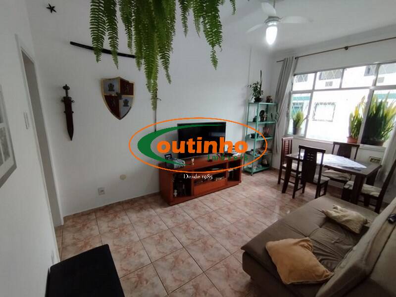 Apartamento à venda com 2 quartos, 76m² - Foto 20