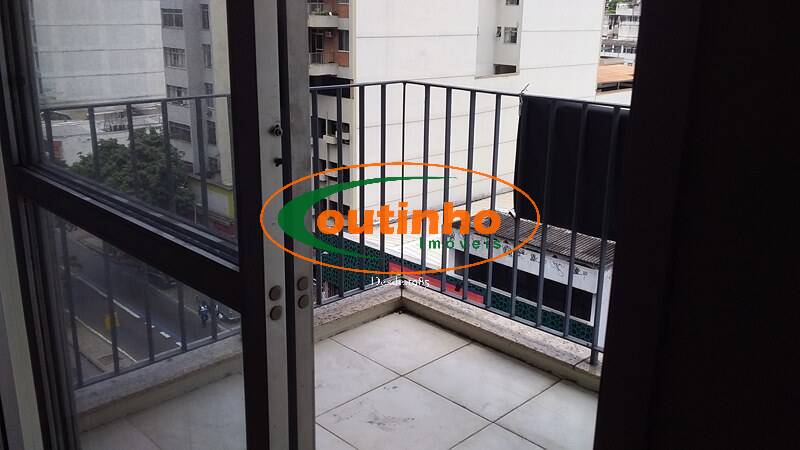 Apartamento à venda com 2 quartos, 86m² - Foto 1