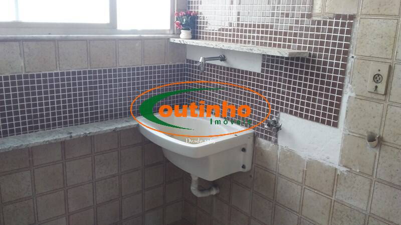 Apartamento à venda com 2 quartos, 86m² - Foto 24