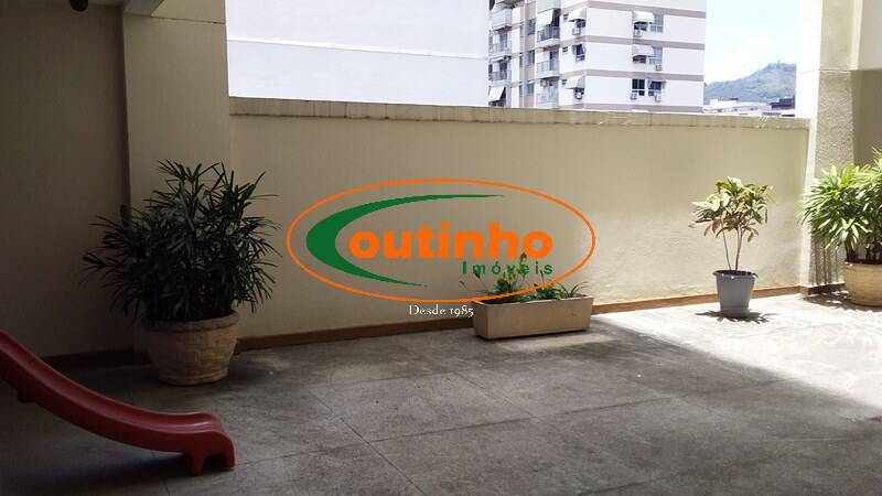 Apartamento à venda com 2 quartos, 86m² - Foto 31