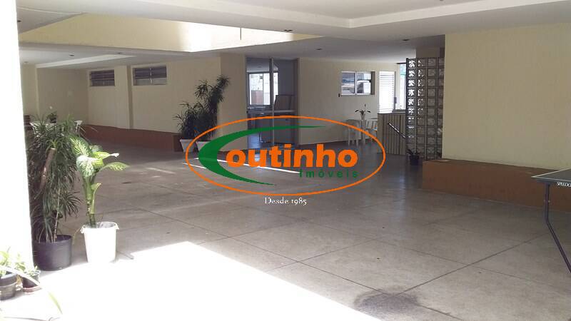 Apartamento à venda com 2 quartos, 86m² - Foto 33