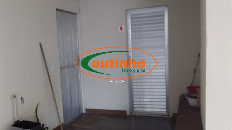 Apartamento à venda com 2 quartos, 86m² - Foto 35