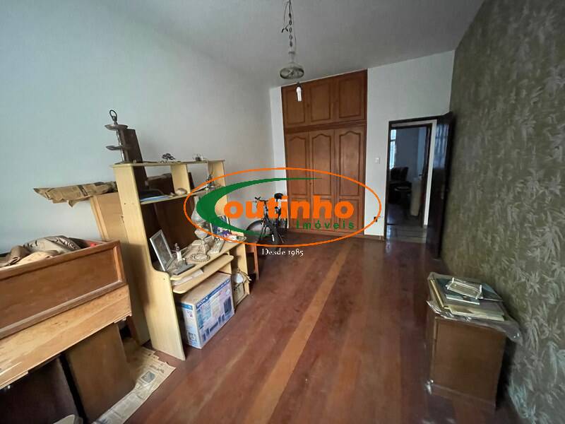 Apartamento à venda com 3 quartos, 120m² - Foto 6