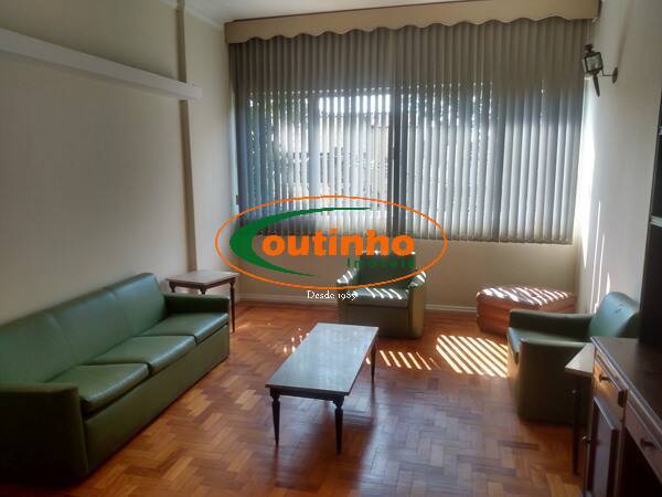 Apartamento à venda com 2 quartos, 77m² - Foto 5