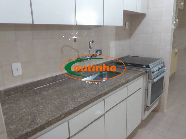 Apartamento à venda com 2 quartos, 77m² - Foto 23