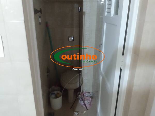 Apartamento à venda com 2 quartos, 77m² - Foto 12