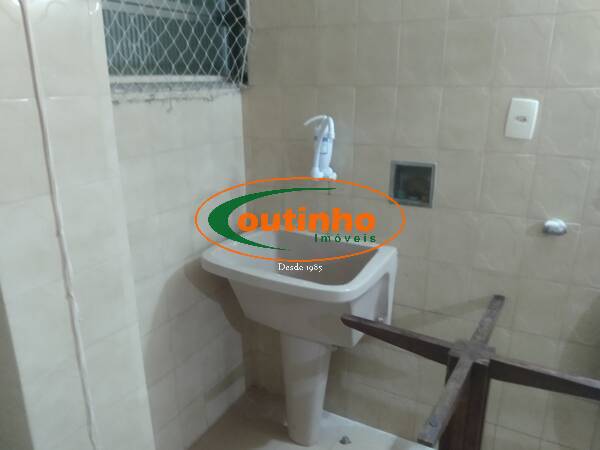 Apartamento à venda com 2 quartos, 77m² - Foto 11