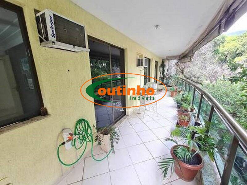 Apartamento à venda com 3 quartos, 145m² - Foto 4